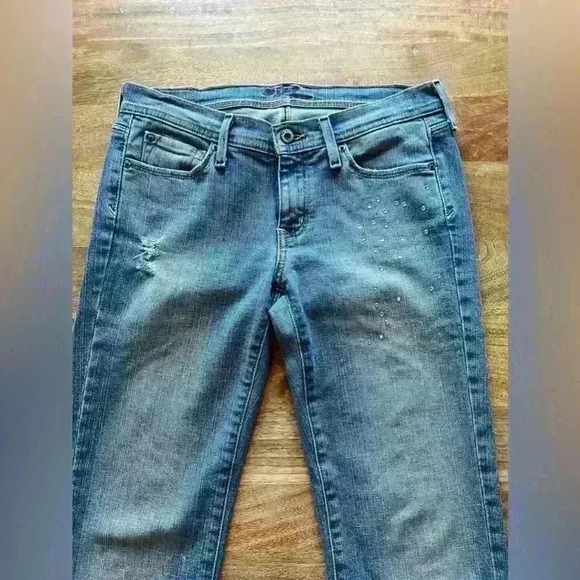 Hint Kick & Flare Jeans with Crystals & Paint Splatter | Size 7 - Picture 6 of 13